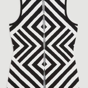 [NWT] Karen Millen Jacquard Cut Out Detail Knit Top Color Block